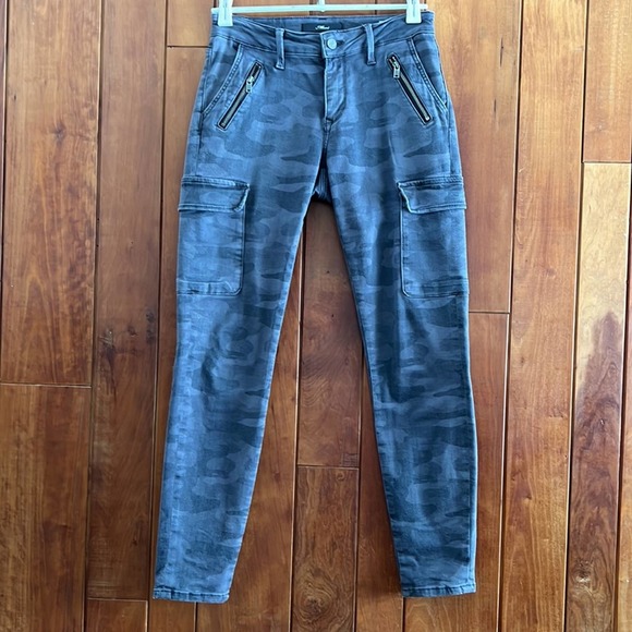 Bundle of Jeans Mother, Mavi and Maje. - Picture 7 of 16